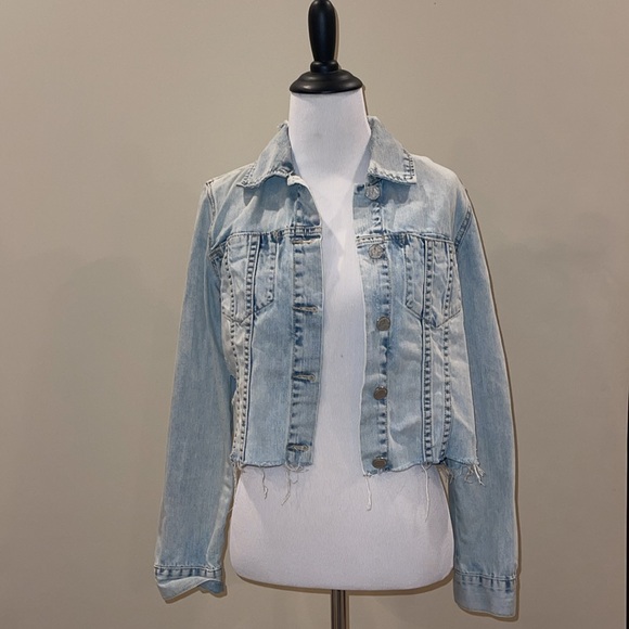 BLANK NYC cropped jean jacket - Picture 1 of 3